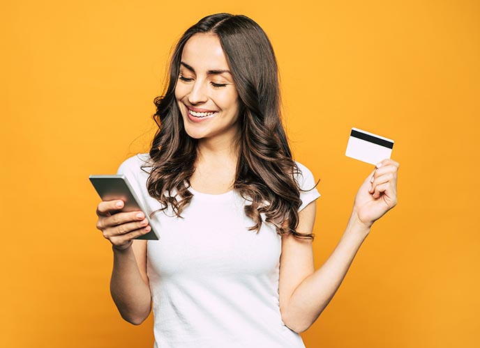 Simplifiez votre gestion au quotidien ! Avec l'Eurocompte Asso, disposez de tous les produits et services nécessaires à la gestion de votre activité.